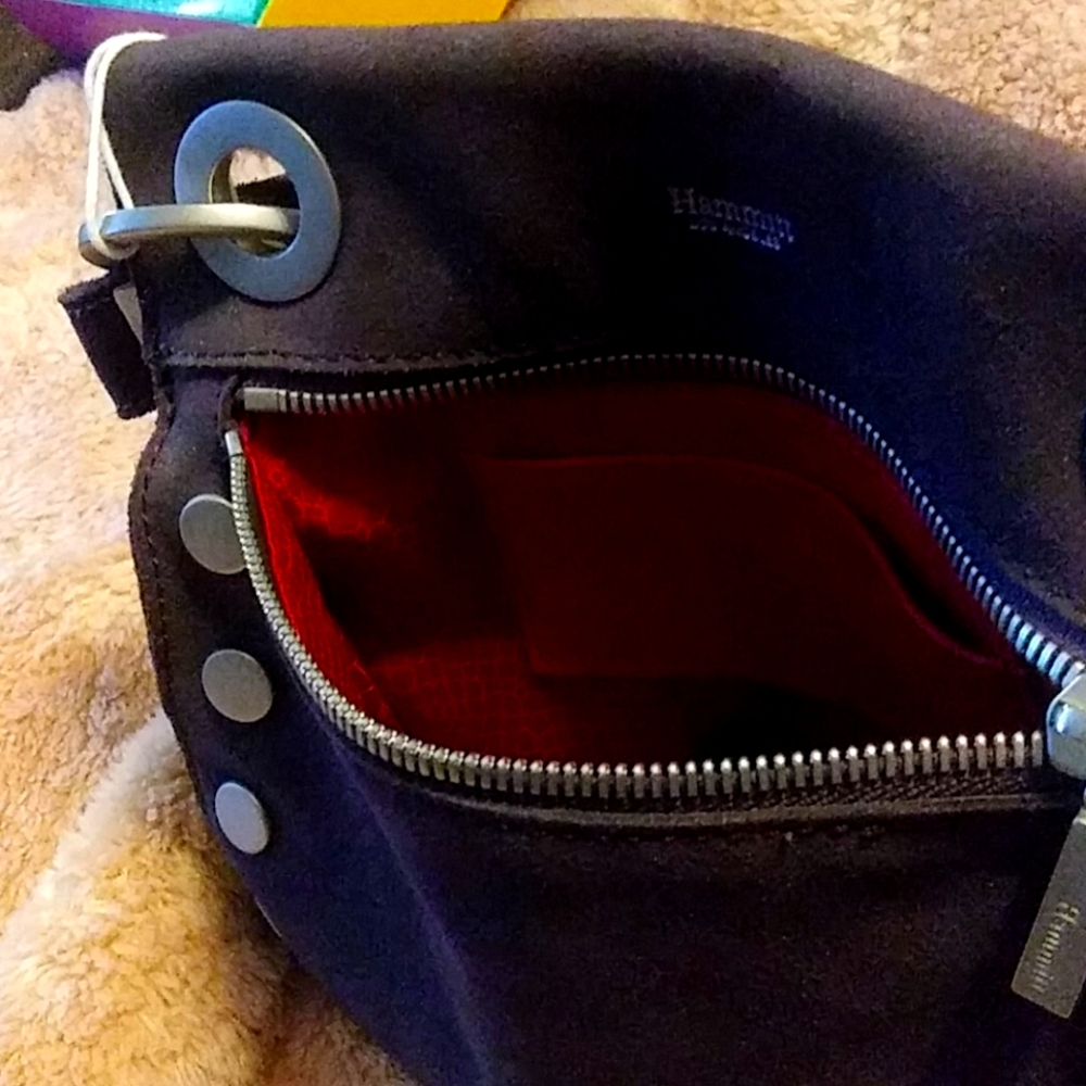 Purple Hammit cross body NWT no blemishes or marks